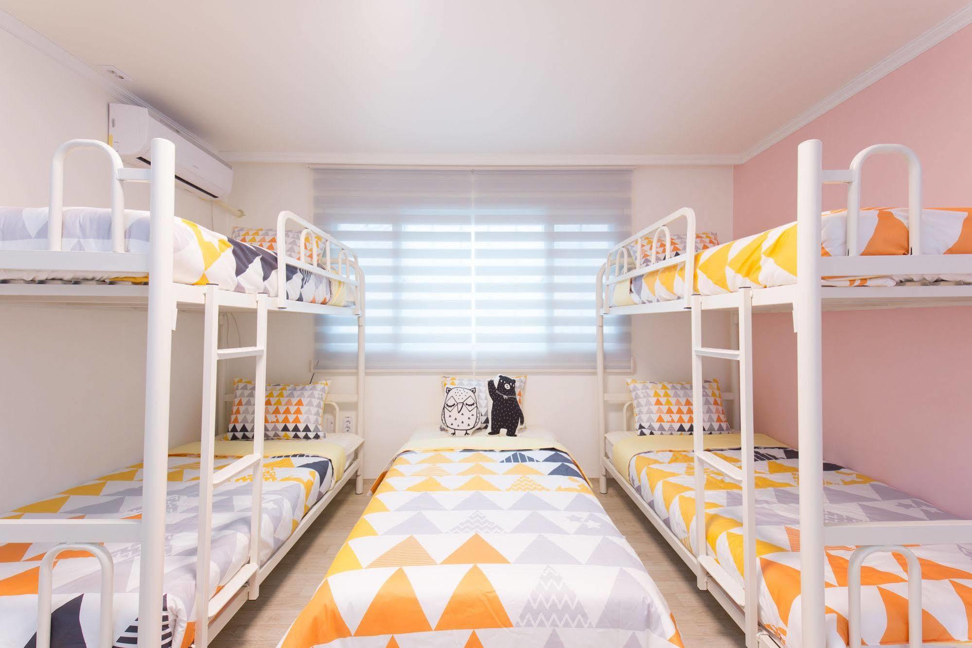Stay Now Hongdae Сеул Екстер'єр фото