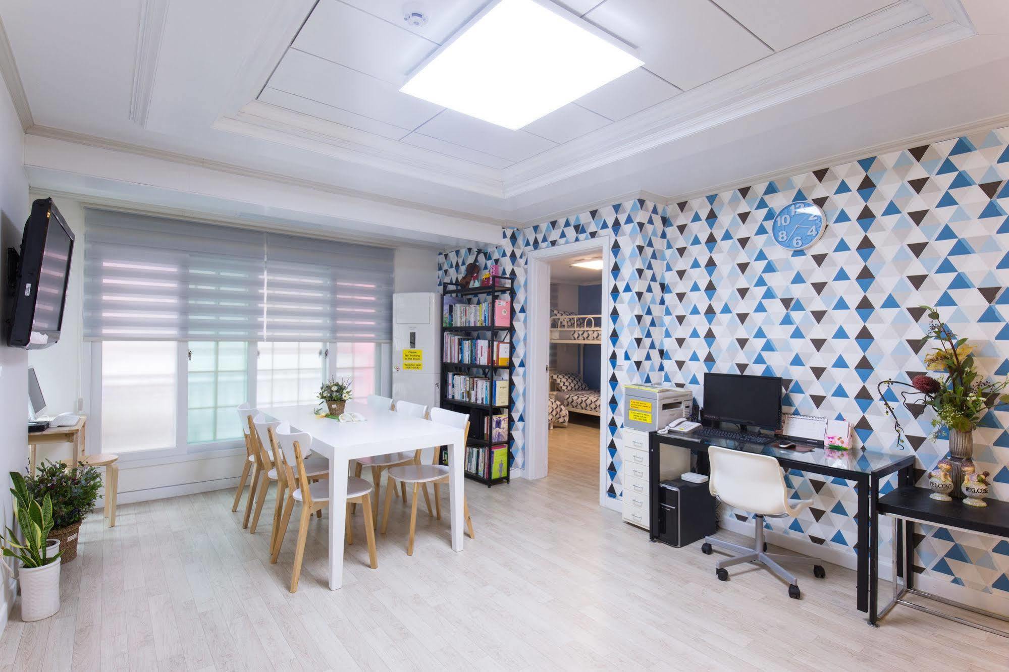 Stay Now Hongdae Сеул Екстер'єр фото